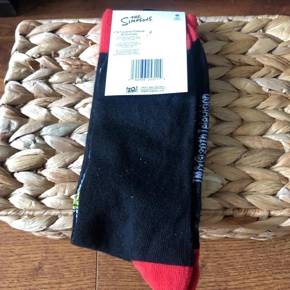 The Simpsons: Bart on Skateboard crew socks